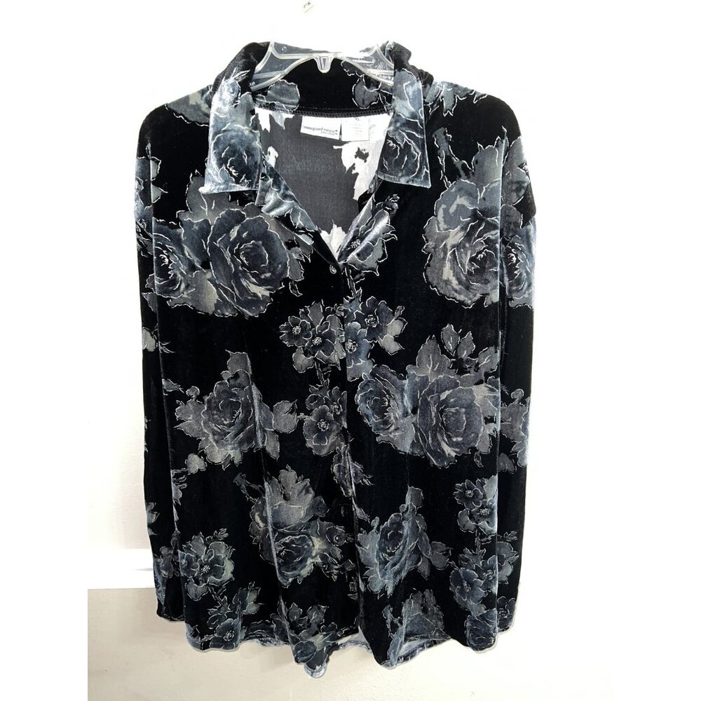 Newport News easy style womans  spandex Black Gray size xl Floral Print button